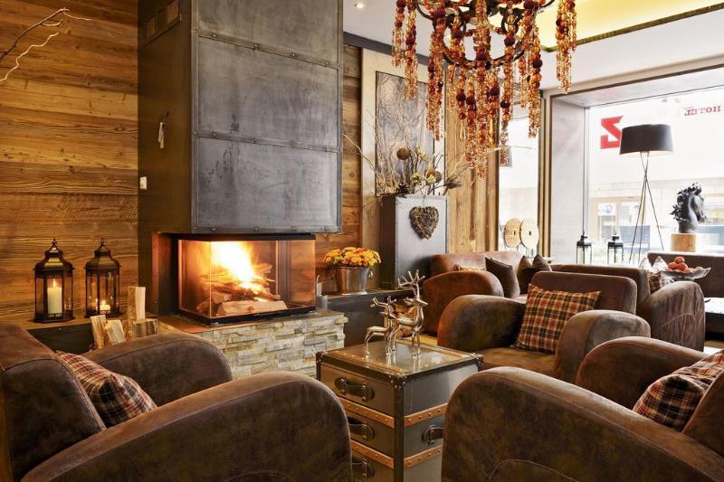 Hotel Loeffler St. Moritz Ngoại thất bức ảnh